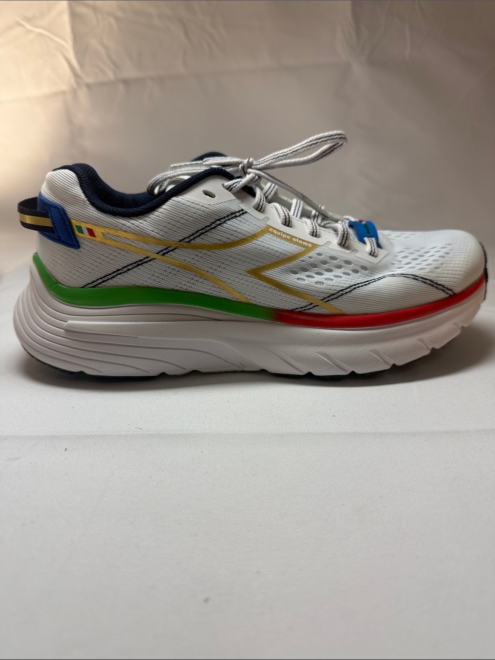 Diadora Wmns Equipe Atomo 'White Gold' running shoes